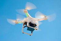 精灵3 全系列四旋翼无人机都可以整合搭载ADC SNAP多光谱相机，只需要购置一套适配的安装套件即可实现。